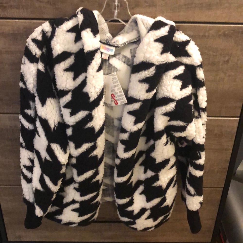 Lula Roe Teddy Bear Coat (Black White Houndstooth)